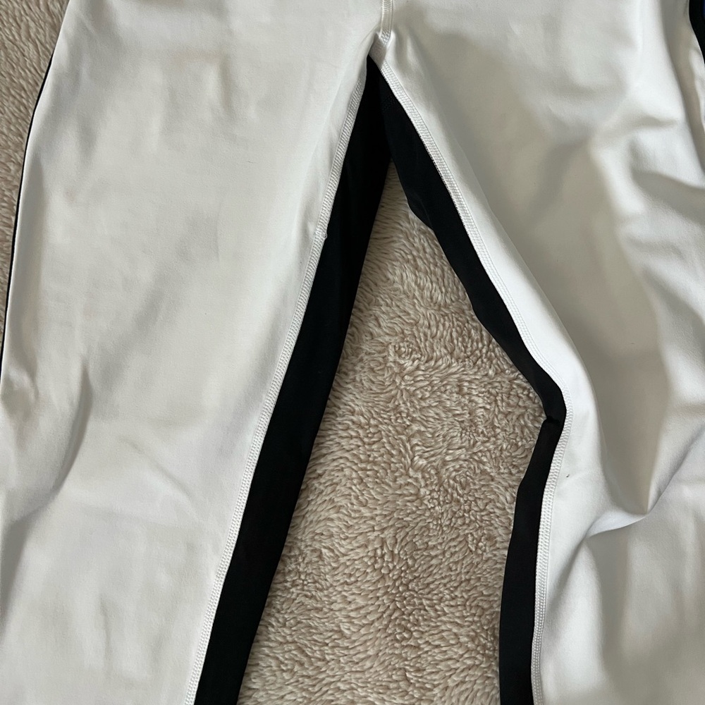 Athleta ultra high rise elation - Picture 8 of 11